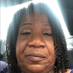 Meet your Posher, Celeste